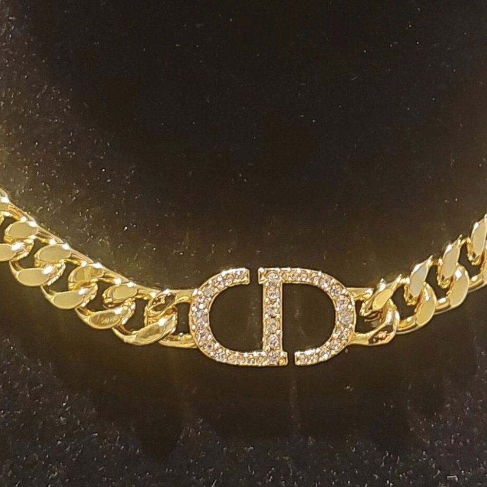 DIOR Gold LOGO CRYSTAL Necklace NEW